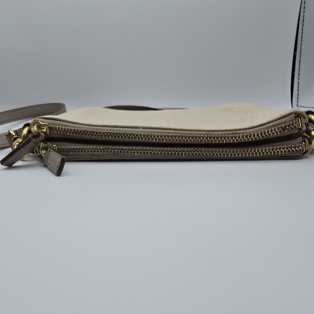 Fossil Morgan Small Crossbody Bag Purse Cream Pebbled Leather ZB5720 - Picture 6 of 16